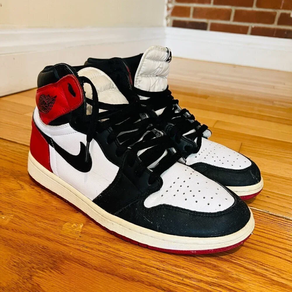 Size 11 - Jordan 1 Retro High OG Black Toe 2016